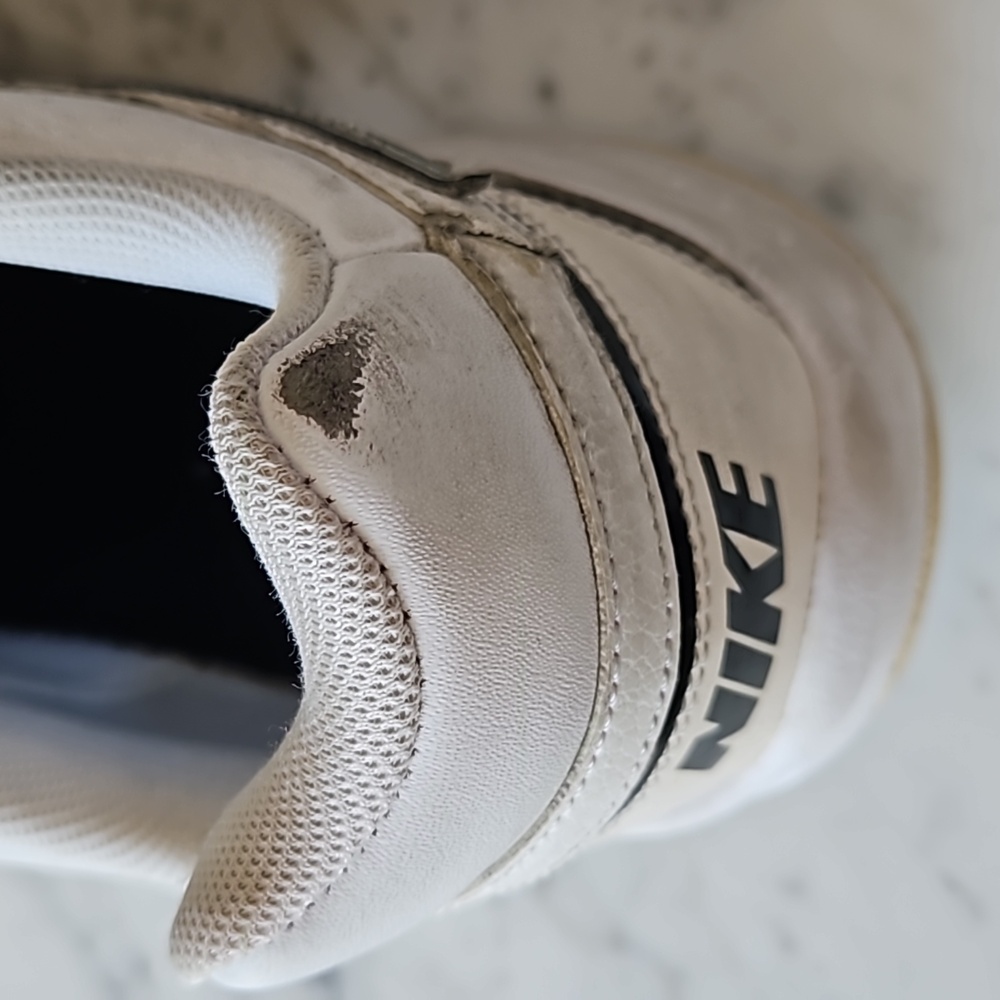 Nike Men's White City Court Leather Tennis Shoes 9.5 - Picture 5 of 9